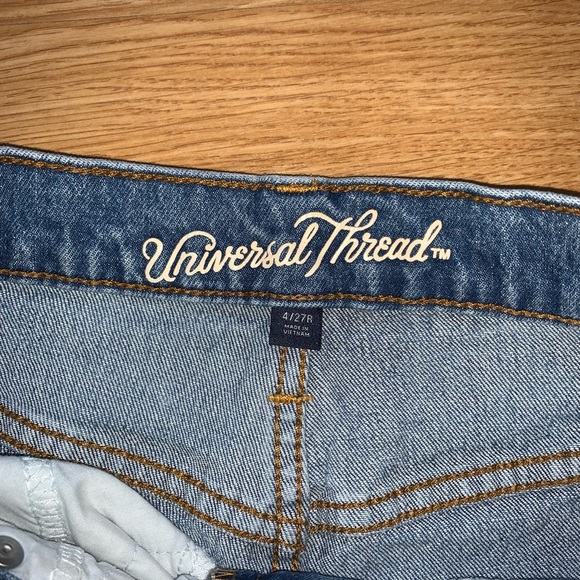 Universal Thread Size 4/27R Mom Jeans - Picture 2 of 8